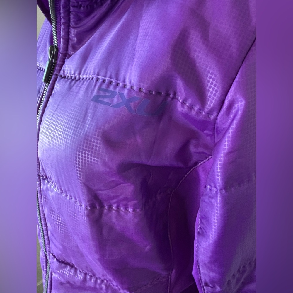 2XU Women's Insulation Jacket, Womens Size Small - Picture 5 of 13
